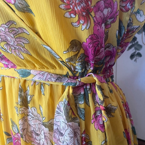 Band of Gypsies Floral Dress - Picture 5 of 7